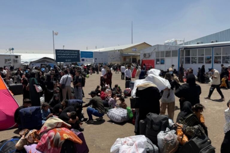 Over 2,900 Afghan Migrants Mass-Deported from Pakistan and Iran in a Single Day
